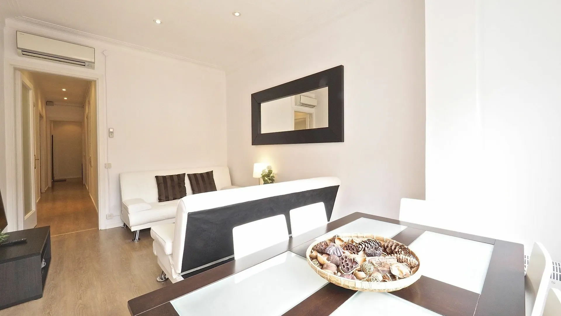 Suites4Days Sagrada Familia Apartment 바르셀로나