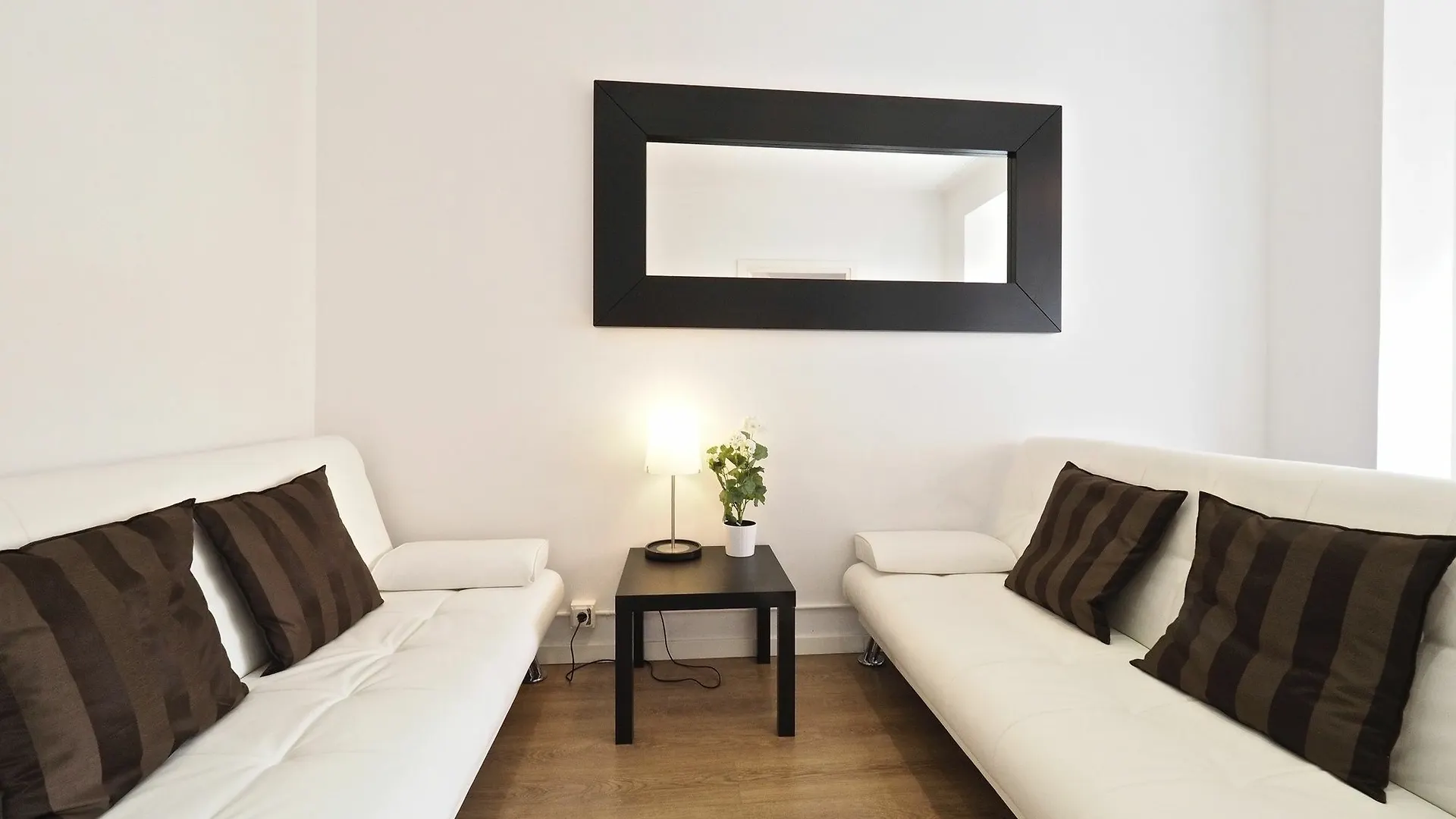 Suites4Days Sagrada Familia Apartment Barcelona 0*,